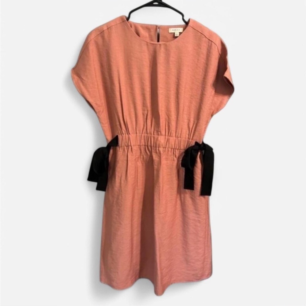 Gilli mauve pink midi dress with a cinched waist and black side bows. Small
